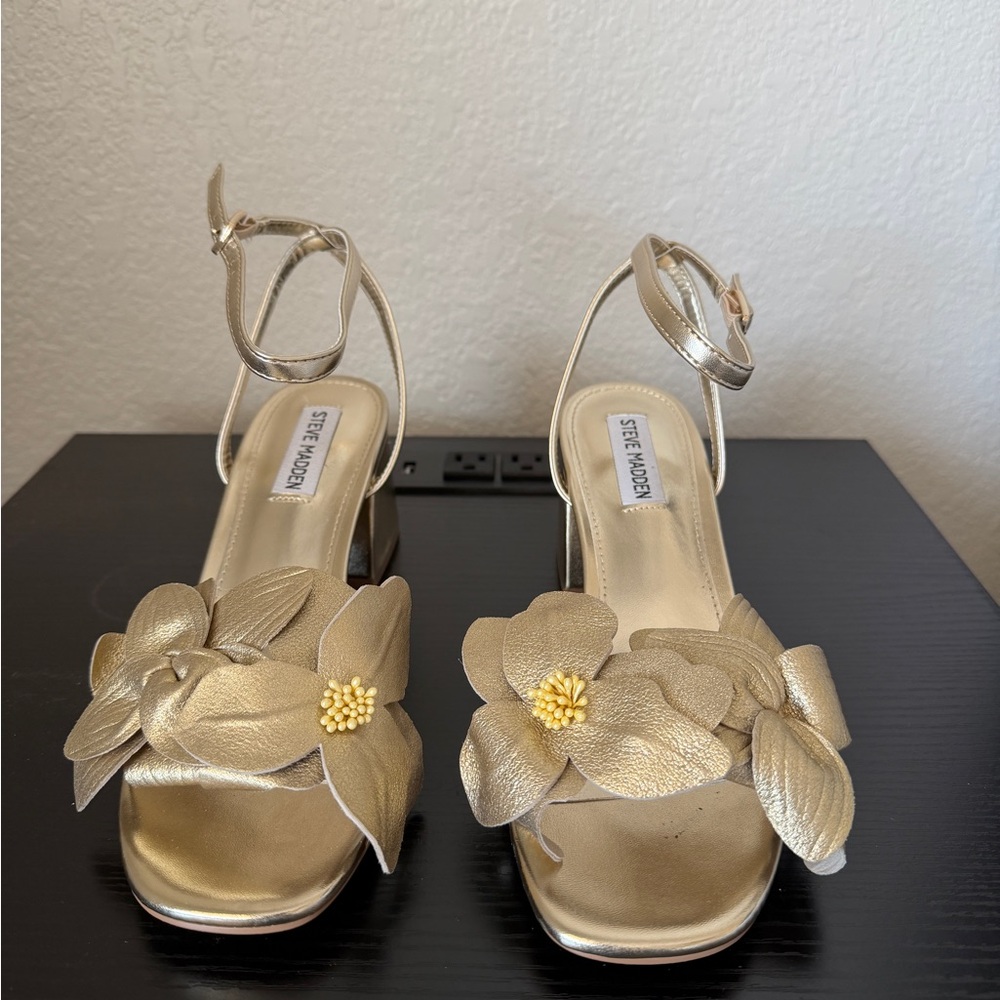 Steve Madden Ansel Gold Metallic Ankle-Strap Sandal — 2.5” Block Heel